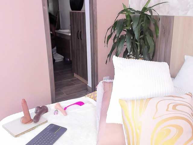 Gyda live cam on BongaCams
