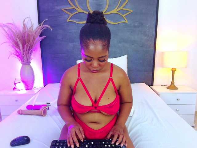 AlisonTravis webcam