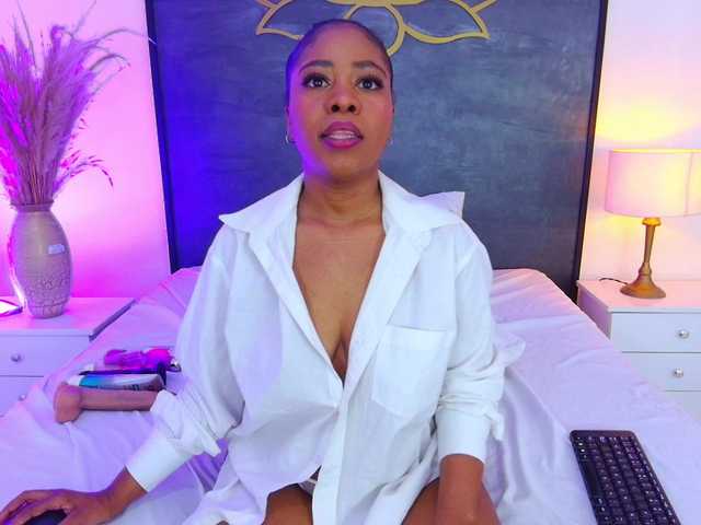 AlisonTravis live webcam show