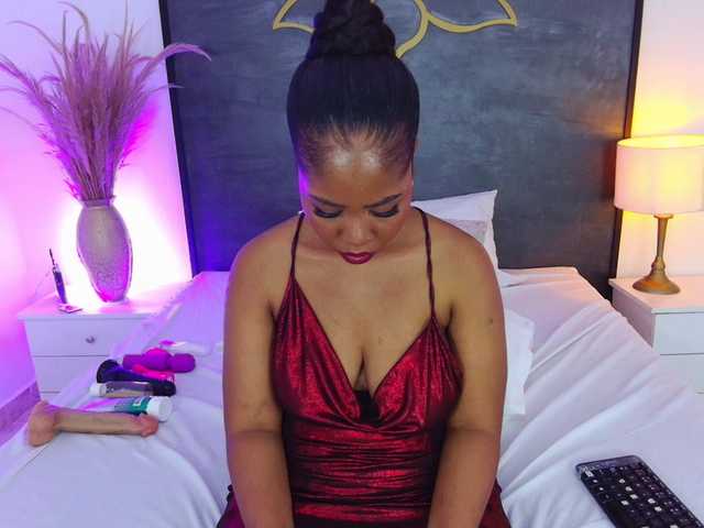 AlisonTravis live webcam show
