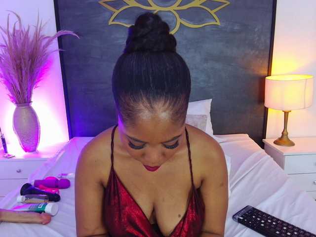 AlisonTravis live webcam show