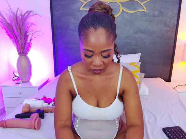 AlisonTravis webcam
