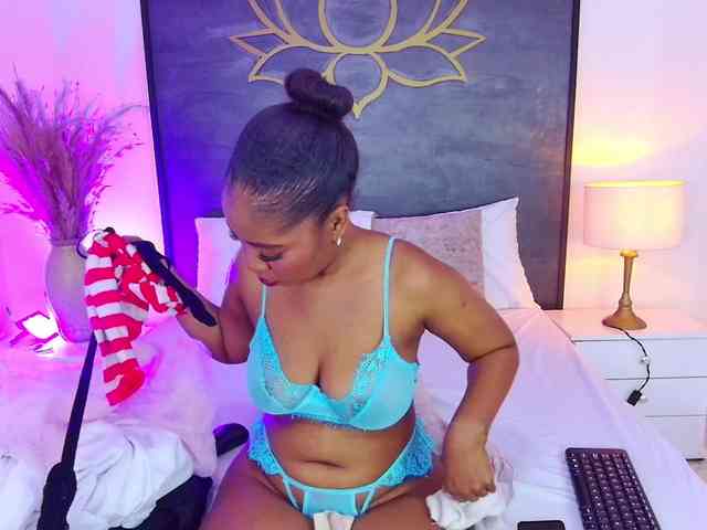 AlisonTravis webcam
