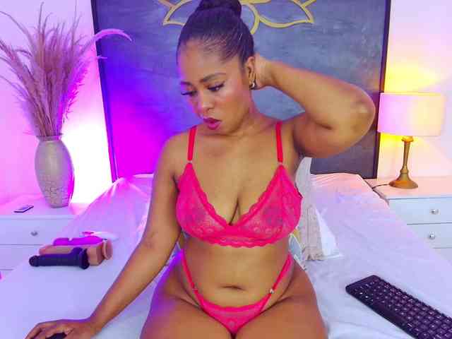 AlisonTravis webcam