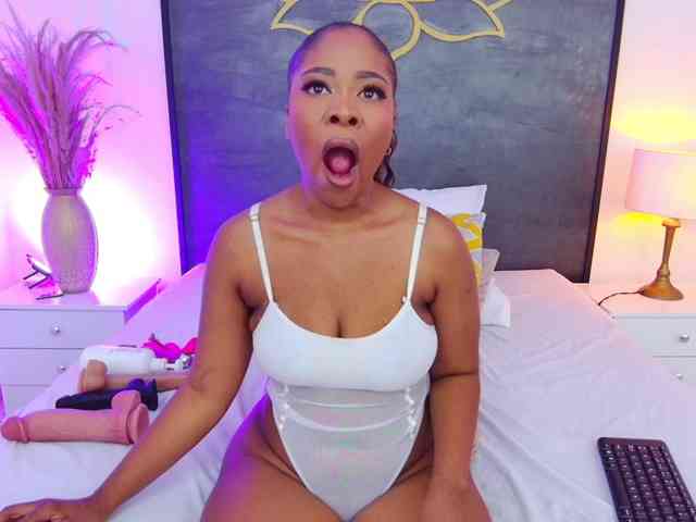 AlisonTravis webcam