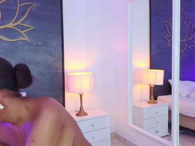 AlisonTravis webcam