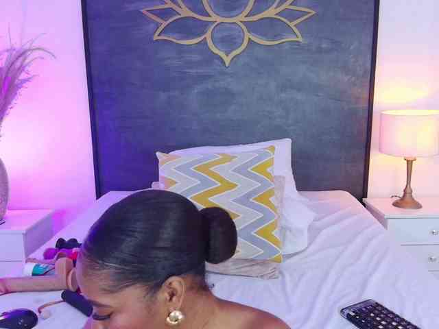 AlisonTravis webcam