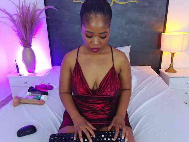 AlisonTravis webcam