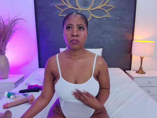AlisonTravis webcam