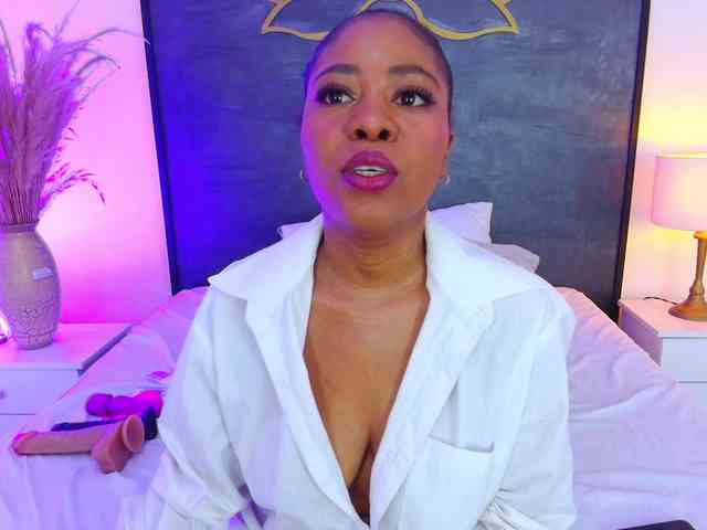 AlisonTravis webcam