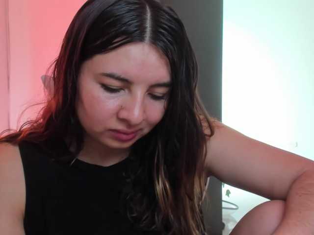 LaraCat1 live cam on BongaCams