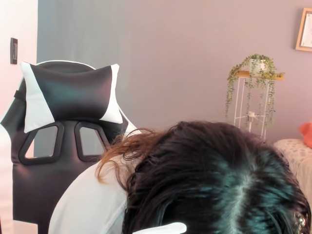 LaraCat1