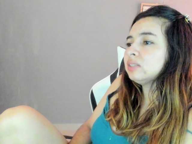 LaraCat1 live cam on BongaCams