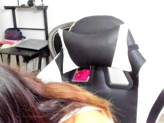 LaraCat1's BongaCams show and profile