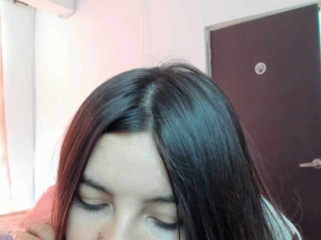 LaraCat1 live cam on BongaCams