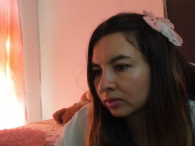 LaraCat1 live cam on BongaCams