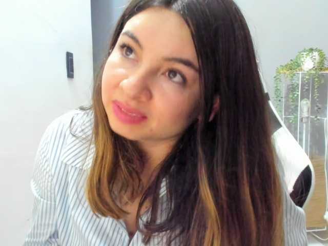 LaraCat1 live cam on BongaCams
