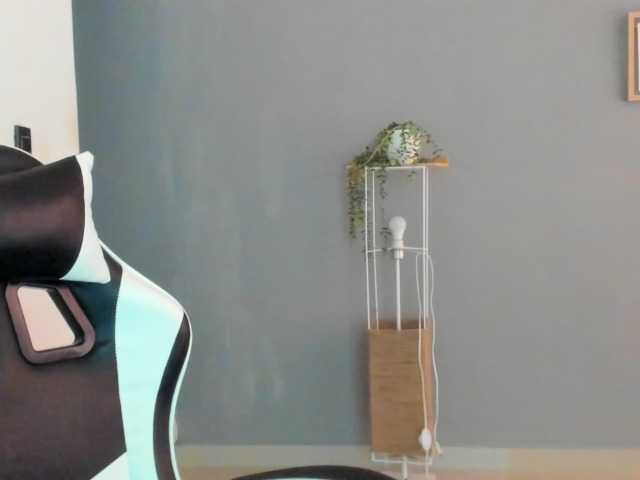 LaraCat1 live cam on BongaCams