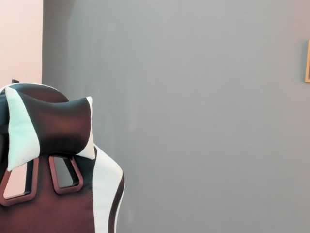 LaraCat1 live cam on BongaCams