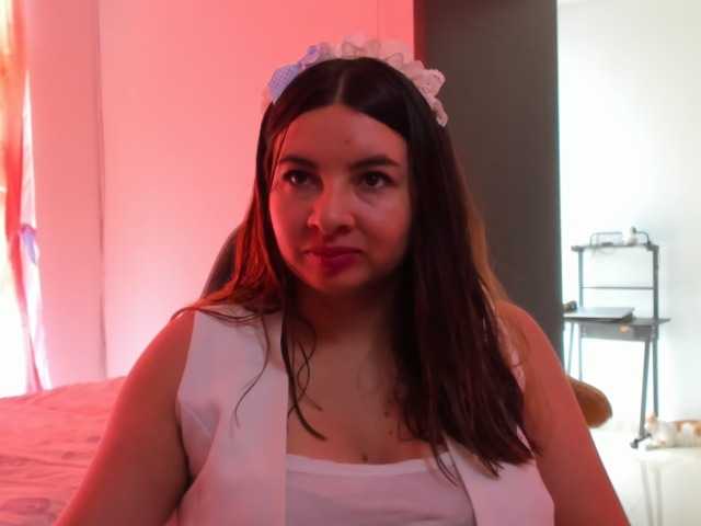 LaraCat1 live cam on BongaCams