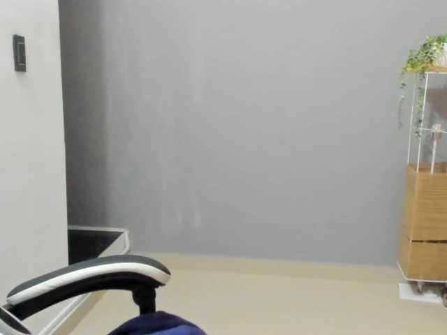 LaraCat1 live cam on BongaCams