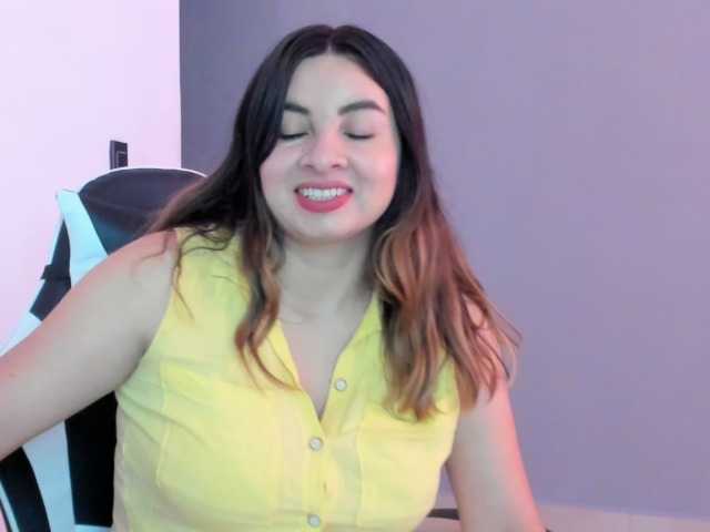 LaraCat1 live cam on BongaCams