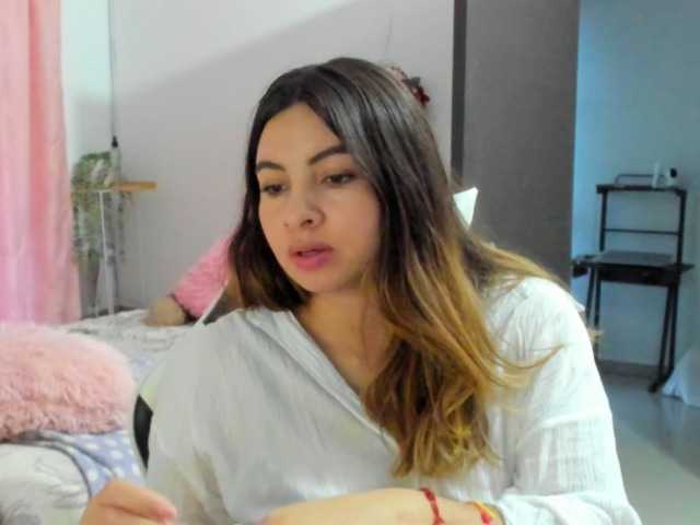 LaraCat1 live webcam show