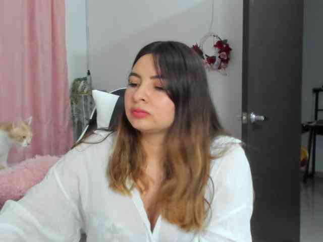 LaraCat1 webcam