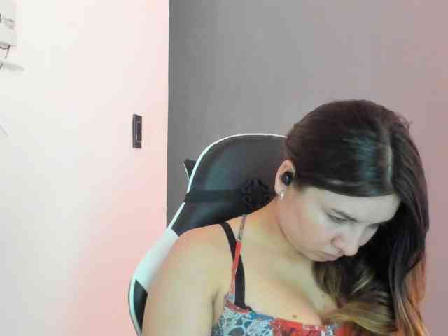 LaraCat1 webcam