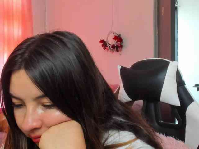 LaraCat1 webcam
