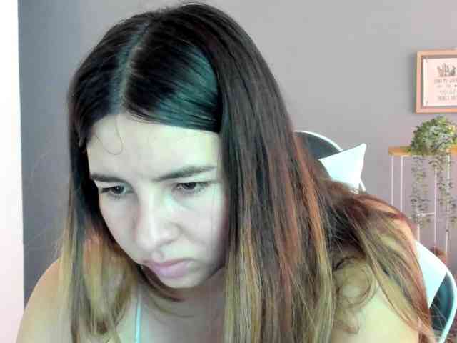 LaraCat1 webcam