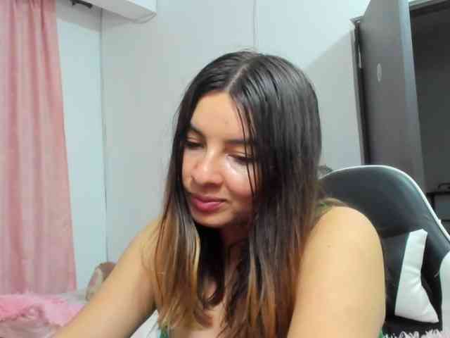 LaraCat1 webcam