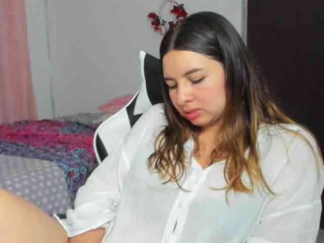 LaraCat1 webcam