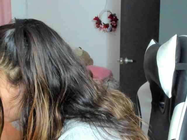 LaraCat1 webcam