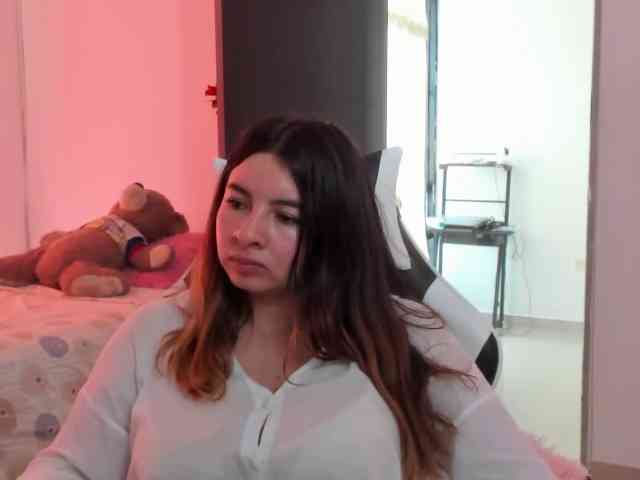 LaraCat1 webcam