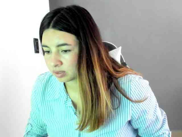 LaraCat1 webcam