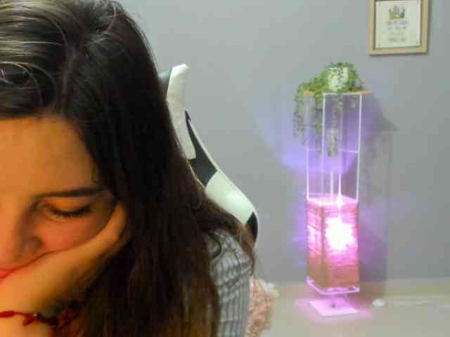LaraCat1 webcam