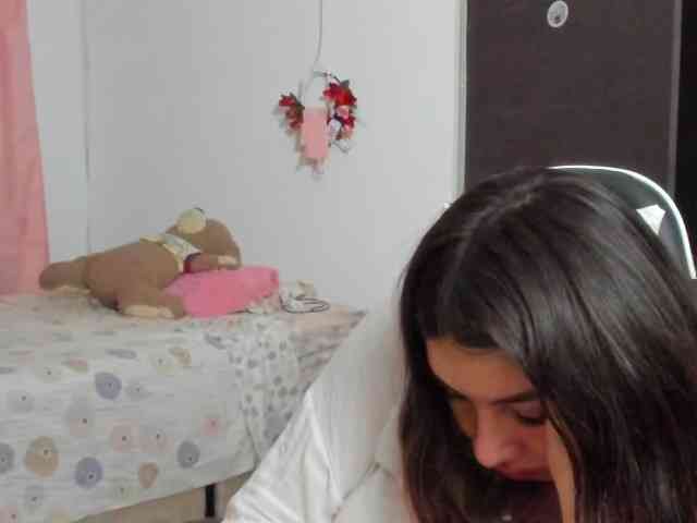 LaraCat1 webcam