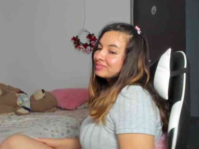 LaraCat1 webcam