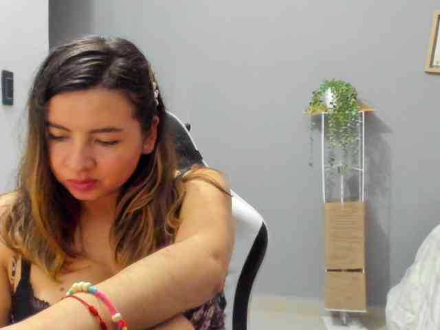 LaraCat1 webcam