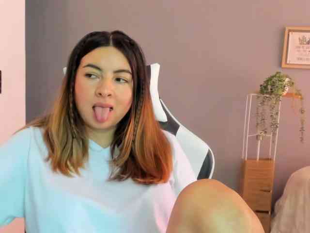 LaraCat1 webcam