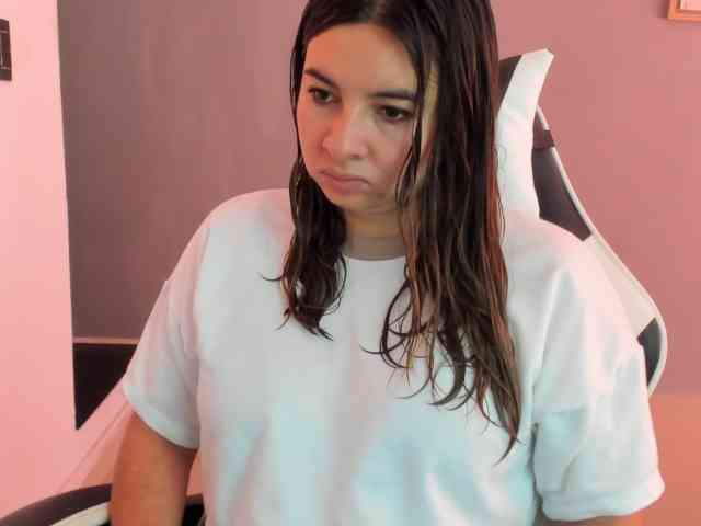 LaraCat1 webcam