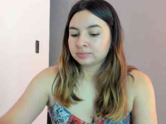 LaraCat1 webcam