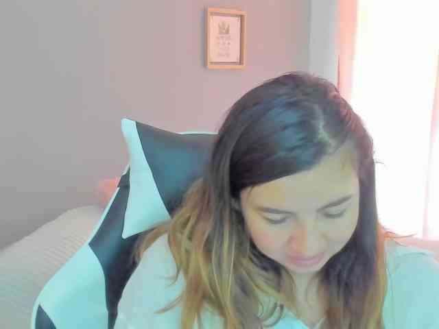 LaraCat1 webcam