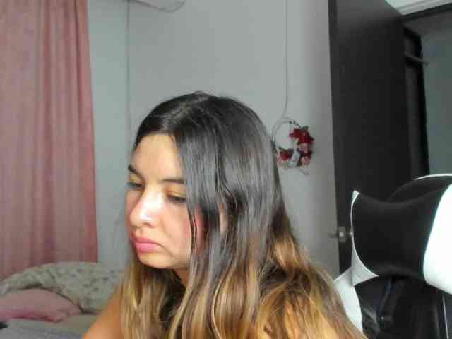 LaraCat1 webcam