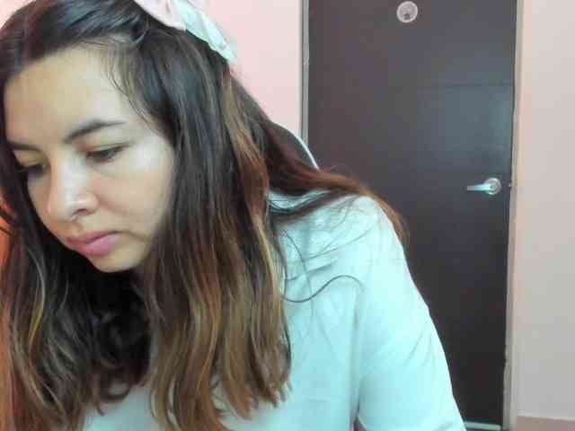 LaraCat1 webcam