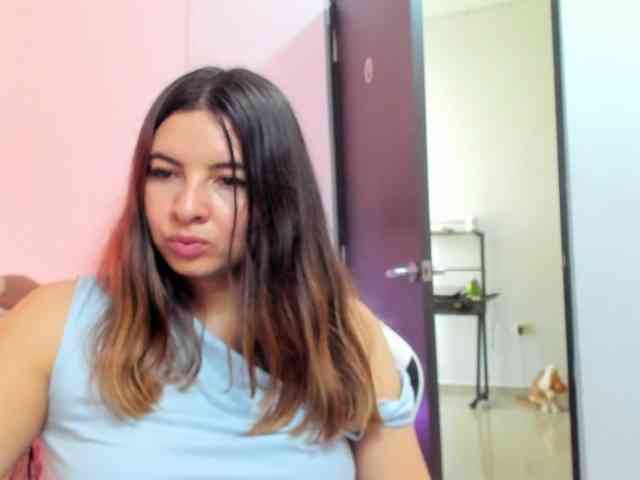 LaraCat1 webcam