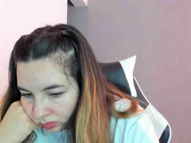 LaraCat1 webcam