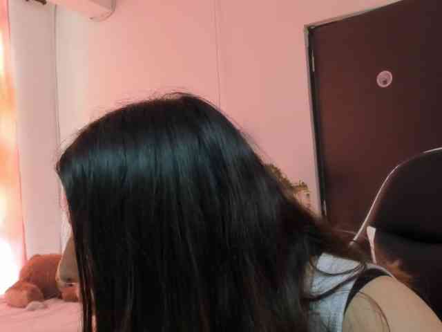 LaraCat1 webcam