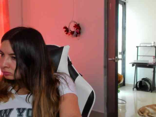 LaraCat1 webcam